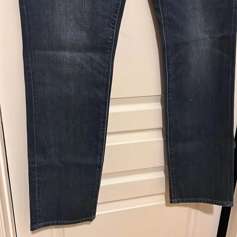 NWT J Crew Men’s Straight-fit jean in vintage flex